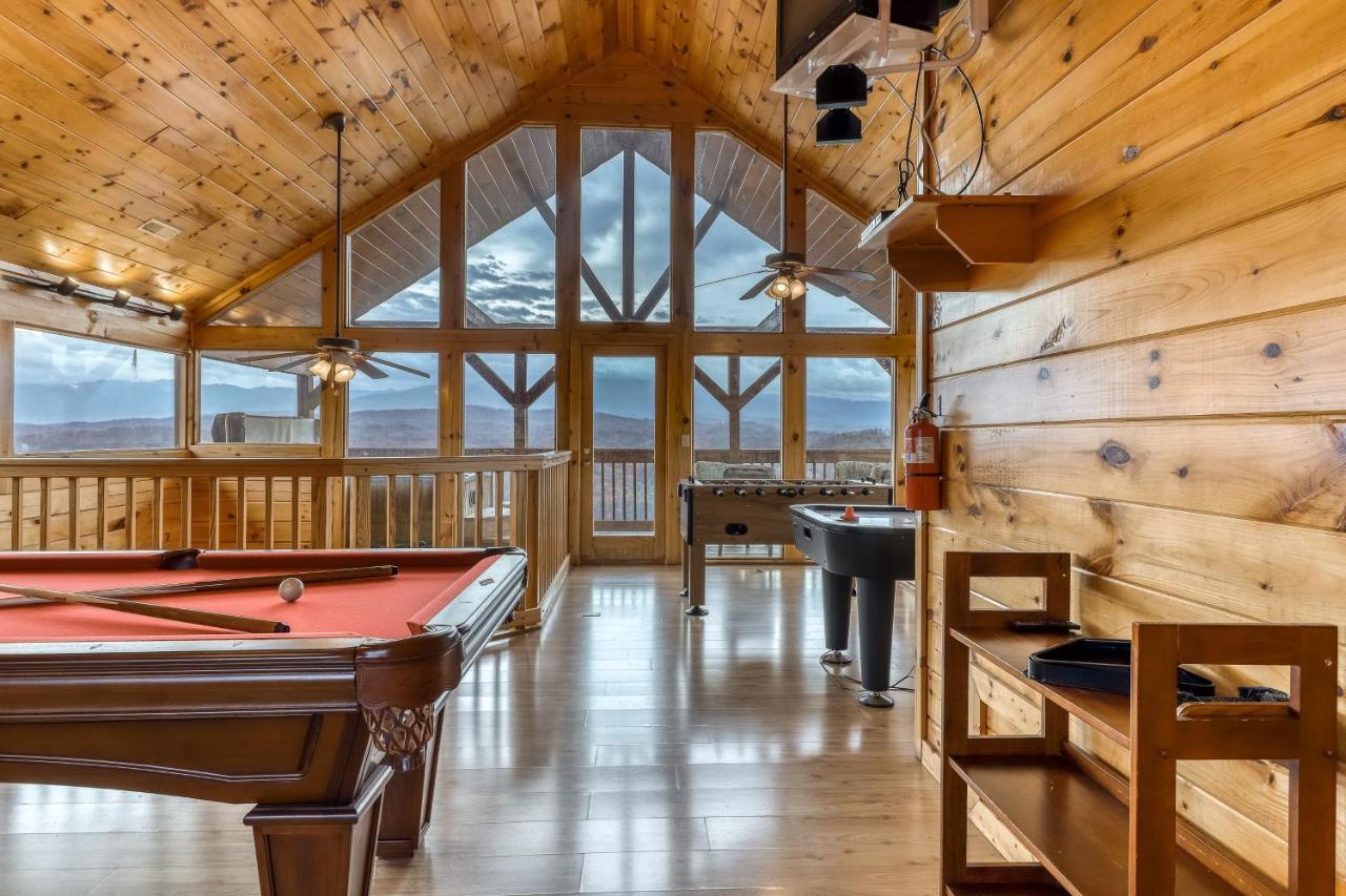 Villa Amidst The Beauty Pigeon Forge Exterior foto