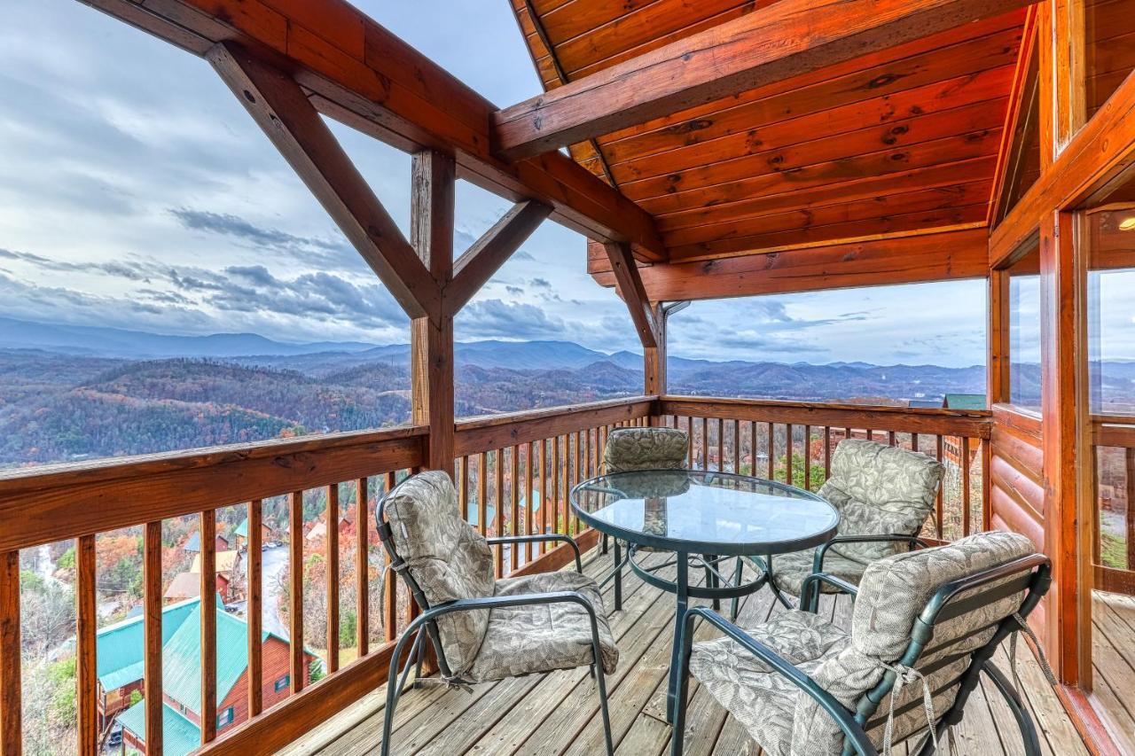 Villa Amidst The Beauty Pigeon Forge Exterior foto