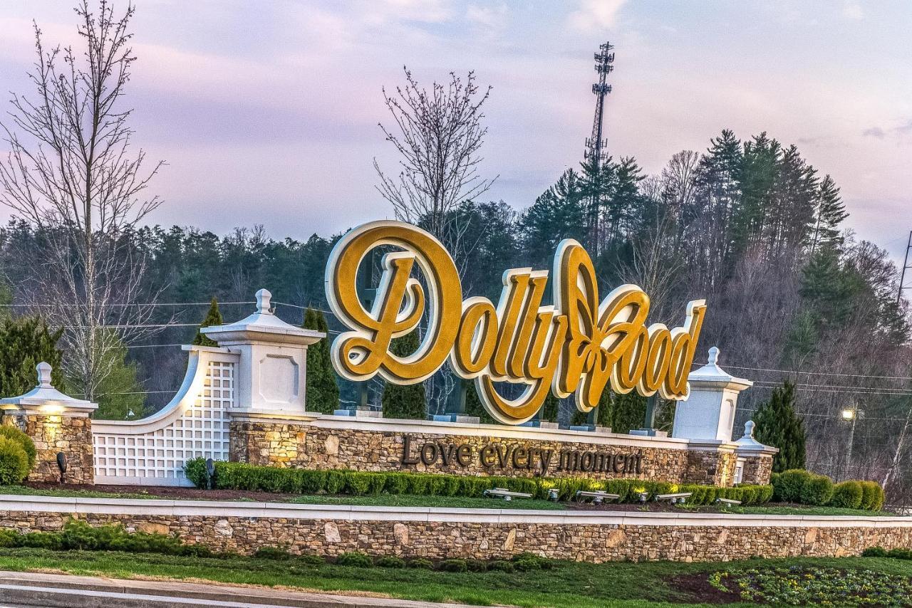 Villa Amidst The Beauty Pigeon Forge Exterior foto
